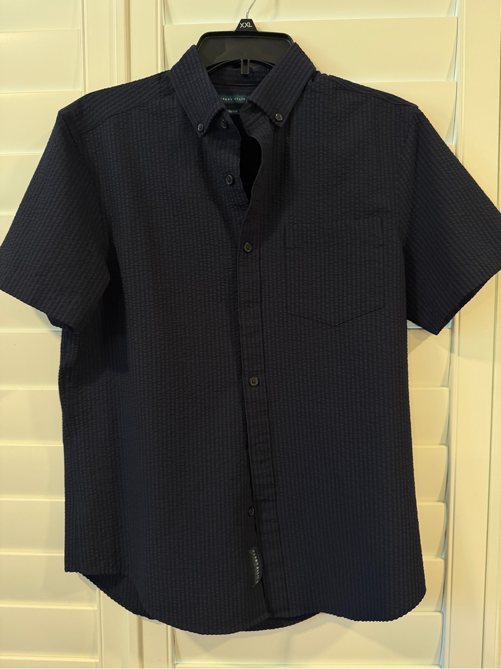 Perry Ellis Slim Fit Stretch Solid Button-Down Seersucker Shirt